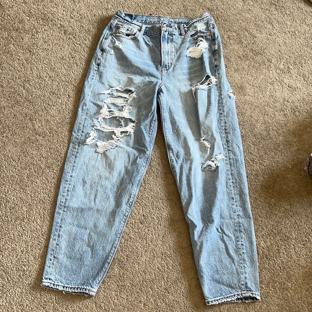 American Eagle Mom Jeans